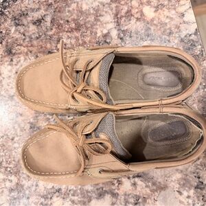 Women’s Tan Boat Shoes